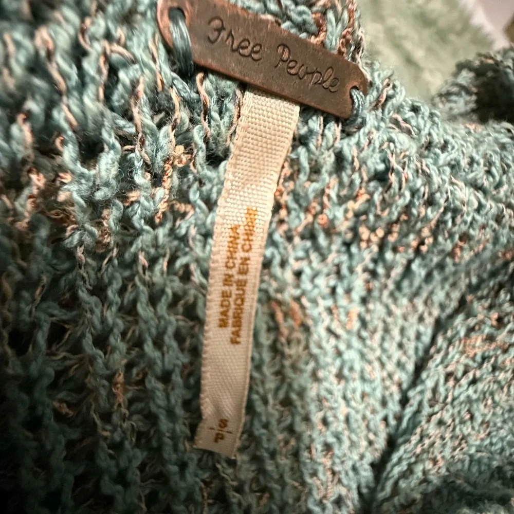 Free People Green Hooded Sweater *GOOD USED CONDITION* - Picture 10 of 11